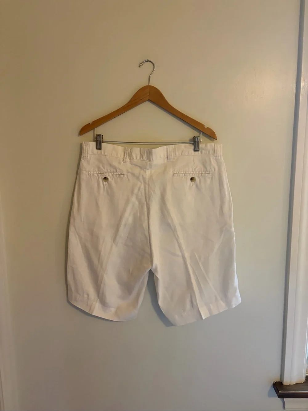 Barry Brocken Men's White Linen Shorts